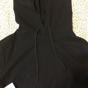 Black cropped aritzia hoodie
